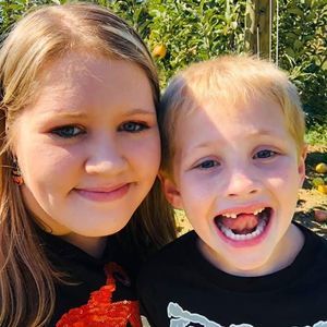 Meet your Posher, Anysia